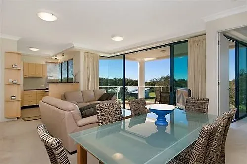 Santorini Twin Waters Hotel Mudjimba